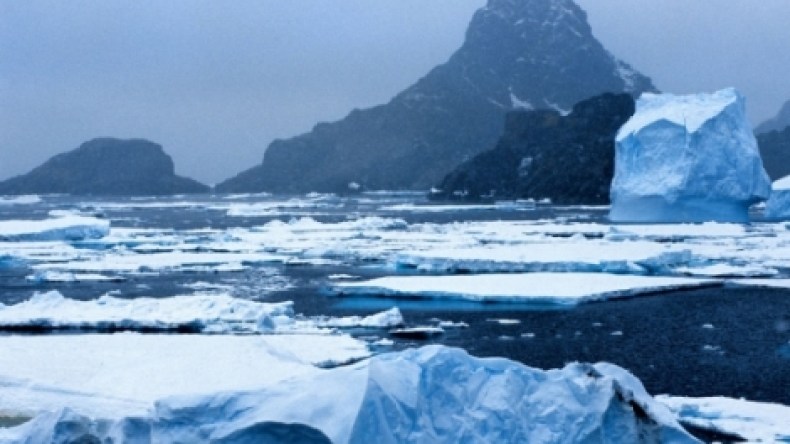 دراسة ترجح احتواء القارة القطبية الجنوبية على ألماس
