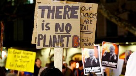 احتجاجات في سويسرا على مشاركة ترامب في قمة دافوس