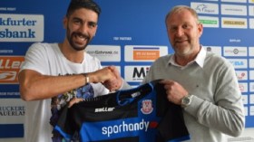 عودية يمضي رسميا في “أفسي فرانكفورت” لموسمين