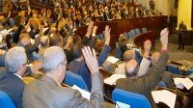 Vote à l’APN du projet de loi sur les partis, 165 propositions d’amendement