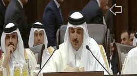 السيسي يغادر القاعة مع بدء إلقاء أمير قطر خطابه