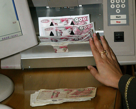 Algeria imposes fines of 40 percent on foreign companies