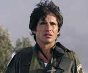 Un officier israélien pour glorifier les crimes coloniaux