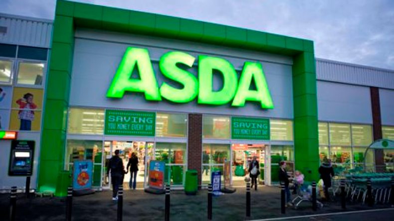 متاجر بريطانية تعتذر عن أزياء المرضى النفسيين