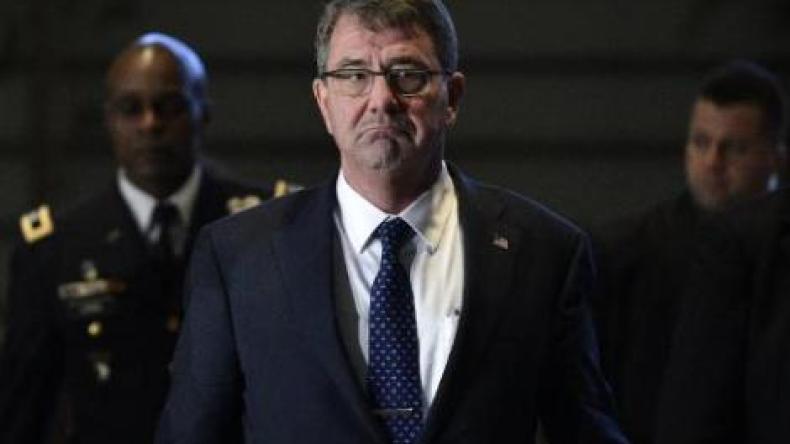 كوريا الشمالية تطلق صاروخين أثناء زيارة وزير الدفاع الأمريكي للمنطقة