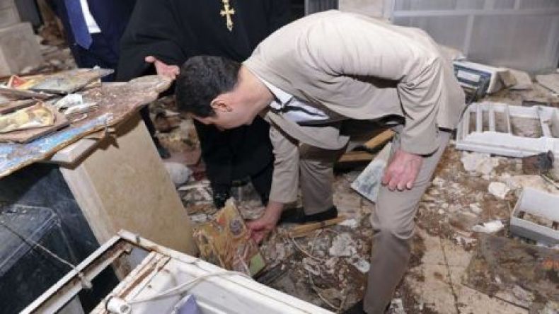 الأسد يزور بلدة معلولا المسيحية بمناسبة عيد الفصح