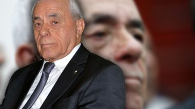 Quel message Bouhadja entend-il transmettre?