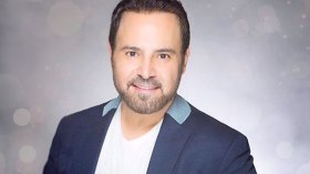 عاصي الحلاني: الجزائر قدوة في الدفاع عن الحرية والسلام