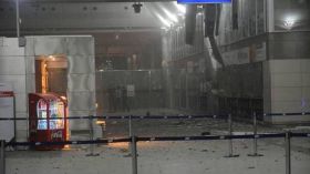 فيديو يظهر لحظة تفجير أحد الانتحاريين نفسه في مطار أتاتورك