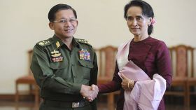 الأمم المتحدة تدعو سو كي إلى التدخل بعد العنف ضد الروهينغا