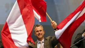 النمسا: اليمين المتطرف يطيح بالائتلاف الحاكم من سباق الرئاسة