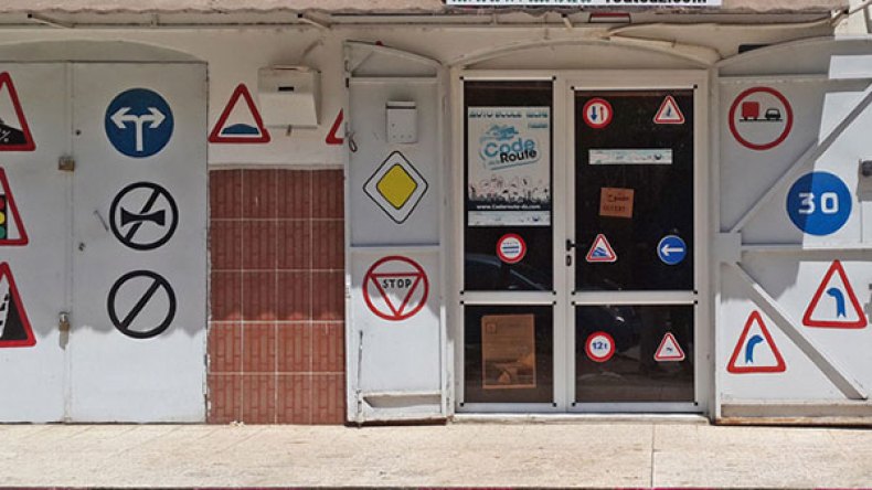 شروط جديدة لممارسة نشاط تعليم السياقة