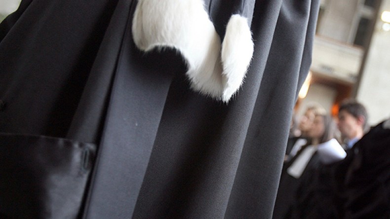 المحامية “المتهمة” أعلنت شهادة الإسلام والتحقيق مازال متواصلا بقسنطينة