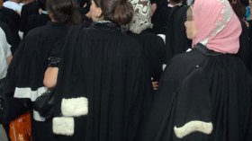 متقاض يختطف محاميته.. يسرق منزلها ويحاول اغتصابها بالرويبة