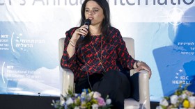 إذا أراد الأسد البقاء في الحكم فعليه الالتزام بهذا الشرط