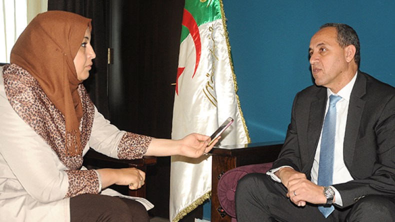 لا يحرجني أن أكون مثقف السلطة.. والثقافة سلاح ضد التطرف والإرهاب