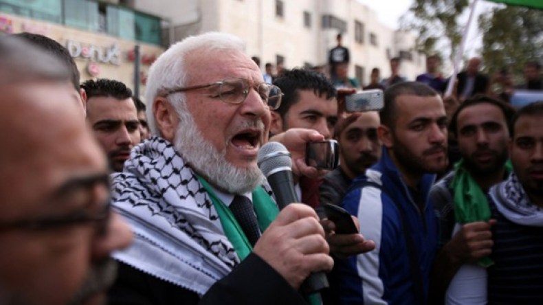 الاحتلال يحكم على رئيس البرلمان الفلسطيني بالسجن 12 شهراً