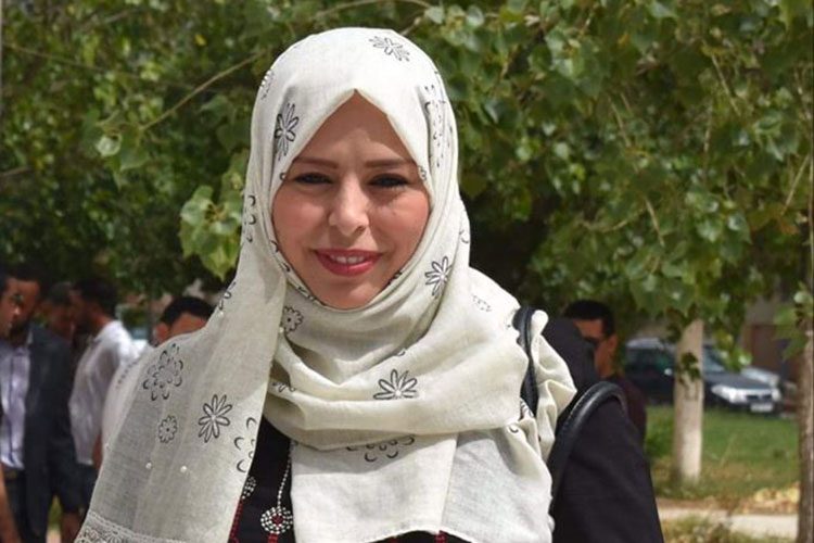 Basma Azouar…une première ministre voilée en Algérie