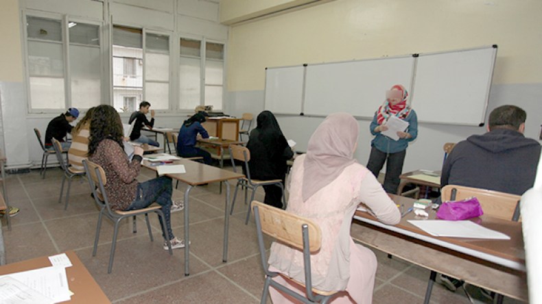 أساتذة دروس خصوصية “يغشون” تلاميذ بمواضيع امتحاناتهم الأخيرة وحلولها