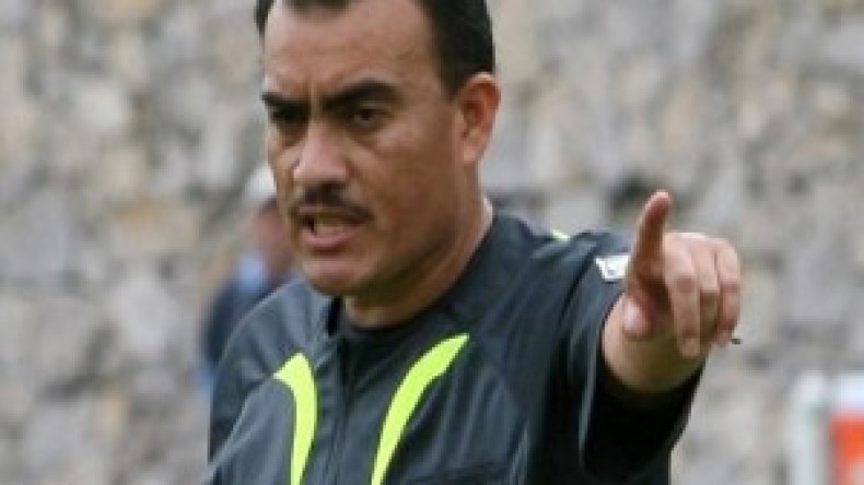 كارلوس‭ ‬بارتيز‭ ‬حكم‭ ‬صارم‭ ‬جدا‭ ‬ومنح‭ ‬468‭ ‬بطاقة‭ ‬في‭ ‬82‭ ‬مباراة‭ ‬دولية‭ ‬