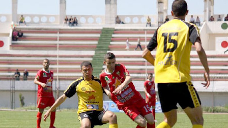 بلخضر‭ ‬‬رسميا‭ ‬‬في‭ ‬‬الكناري لموسمين