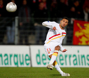 Belhadj to replace Abidal in Barcelona