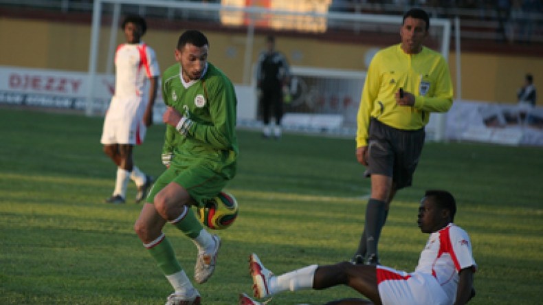 نذير بلحاج للشروق: مع عودة زياني وفي ملعب البليدة.. لا نملك إلا أن نهزم الفراعنة