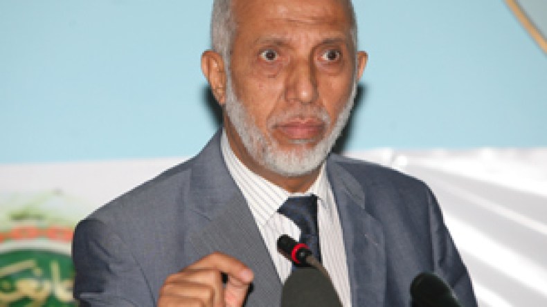 بلخادم: نحن مع  تحديد مدة الرئاسة بعهدتين