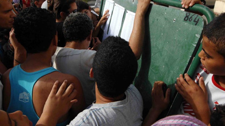 “إنقاذ” تلاميذ السنة أولى ثانوي الحاصلين على معدل 9.90