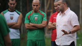 بن‭ ‬شيخة‮ ‬يعد‭ ‬المسيرين‭ ‬بلعب‭ ‬الأدوار‭ ‬الأولى،‮ ‬ومقلاتي‭ ‬باق‭ ‬في‭ ‬العارضة‭ ‬الفنية