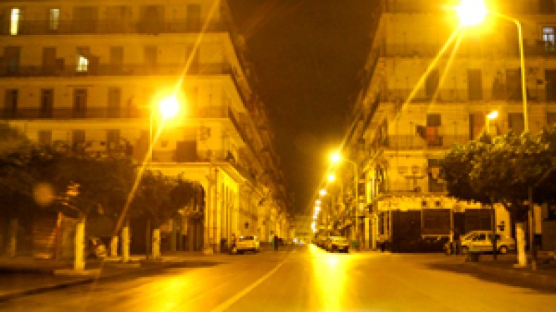 العاصمة ليلا.. مدينة أشباح في قبضة المجرمين