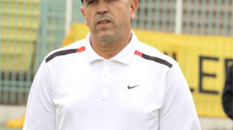 شباب‭ ‬قسنطينة: بوعراطة‭ ‬على‭ ‬فوهة‭ ‬بركان‭ ‬وأيامه‭ ‬أضحت‭ ‬معدودة‭ ‬في‭ ‬الفريق