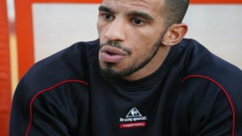 بوعزة يتصل بطبيب الخضر وڤاواوي تحسن وشاوشي عوين أمس