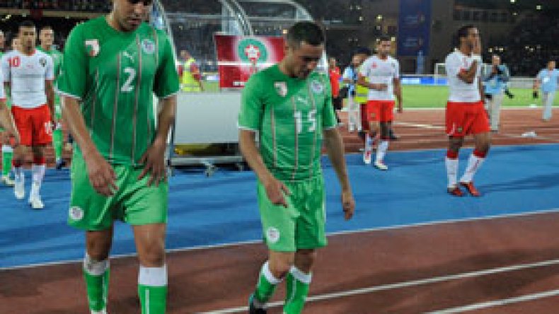 الفاف‭ ‬تراسل‭ ‬الاتحاد‭ ‬القطري‭ ‬من‭ ‬أجل‭ ‬تسريح‭ ‬الرباعي‭ ‬الجزائري‭ ‬
