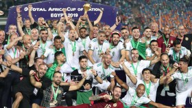 بونجاح يهدي الجزائر الكأس بنجاح.. “الخضر” زعماء إفريقيا