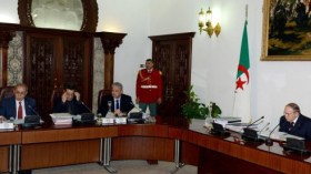 لا أثر لمشروع تعديل الدستور في اجتماع مجلس الوزراء