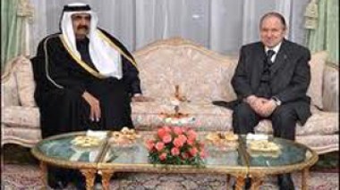Le président Bouteflika s’entretient avec l’émir du Qatar
