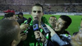 بن‭ ‬شيخة‭ ‬يثني‭ ‬على‭ ‬بوزيد‭ ‬ويفكر‭ ‬في‭ ‬مواصلة‭ ‬اللعب‭ ‬بعنابة