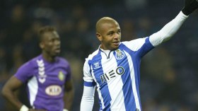 تنانين براهيمي تتشبث بالوصافة