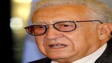 Lakhdar Brahimi dit espérer un “rôle actif de la Chine” face au conflit en Syrie