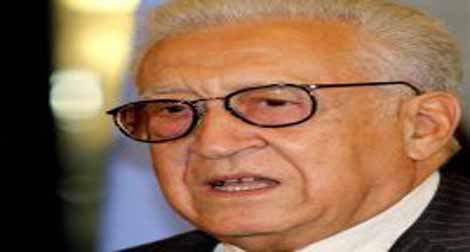 Lakhdar Brahimi dit espérer un “rôle actif de la Chine” face au conflit en Syrie