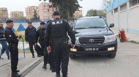 توقيف شخصين مسلحين بتيزي وزو