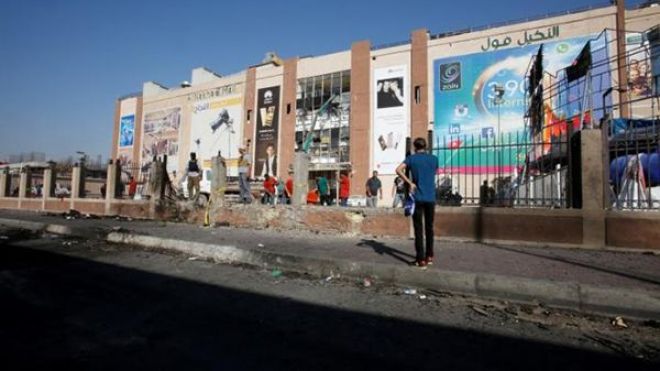 مقتل ما لا يقل عن 17 في ثلاثة تفجيرات في بغداد