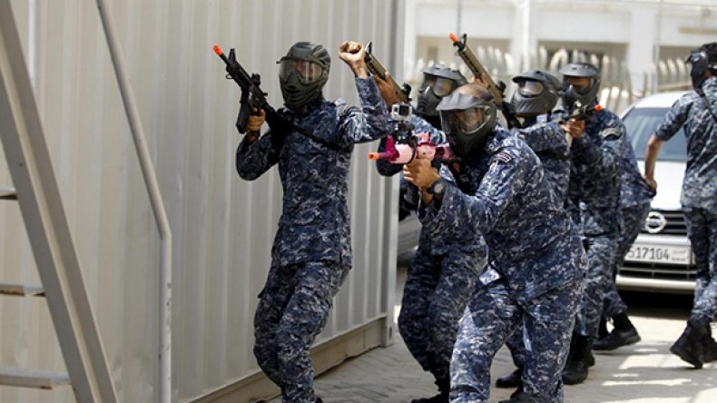 البحرين تحبط محاولة هروب “إرهابيين” إلى إيران