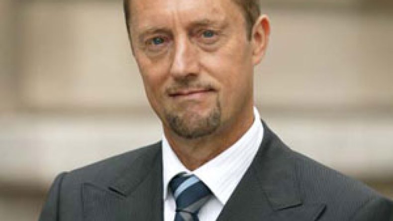 القنصلية الفرنسية تطلب مقابلة نقيب المحامين بشأن تورط 40 محاميا في تزوير ملفات التأشيرة