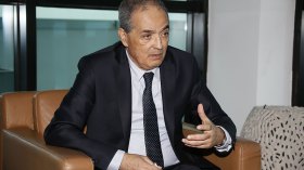 إلزام الصناعيين بتقليص نسبة السكر والملح والدسم في المواد الغذائية