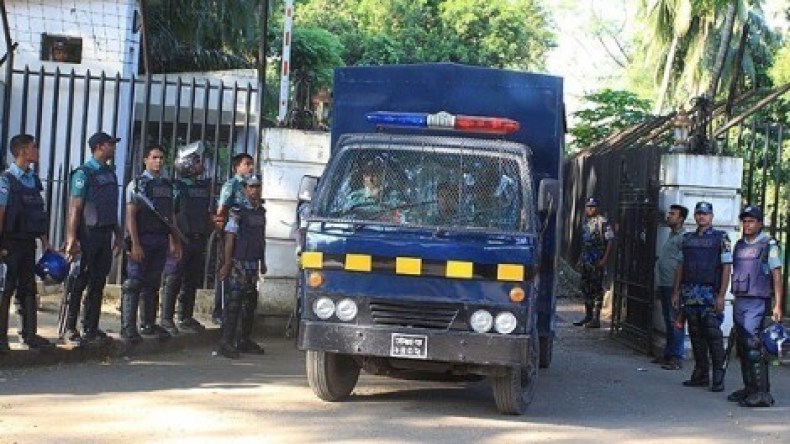 الحكم على زعيم إسلامي في بنغلاديش بالإعدام