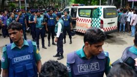 منفذو هجوم دكا ينتمون إلى مجموعة محلية وليس إلى “داعش”