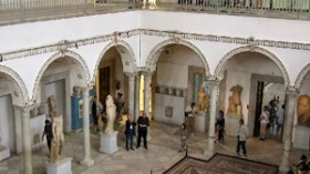 إجبار الجزائريين على زيارة المتاحف.. بقرار وزاري