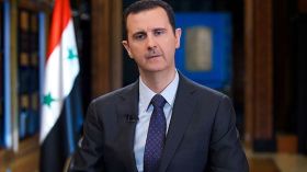 الأسد ينجو من الاغتيال أثناء تشييع جنازة والدته